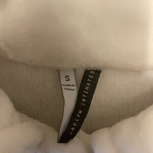 Jaclyn Intimates Soft White Robe